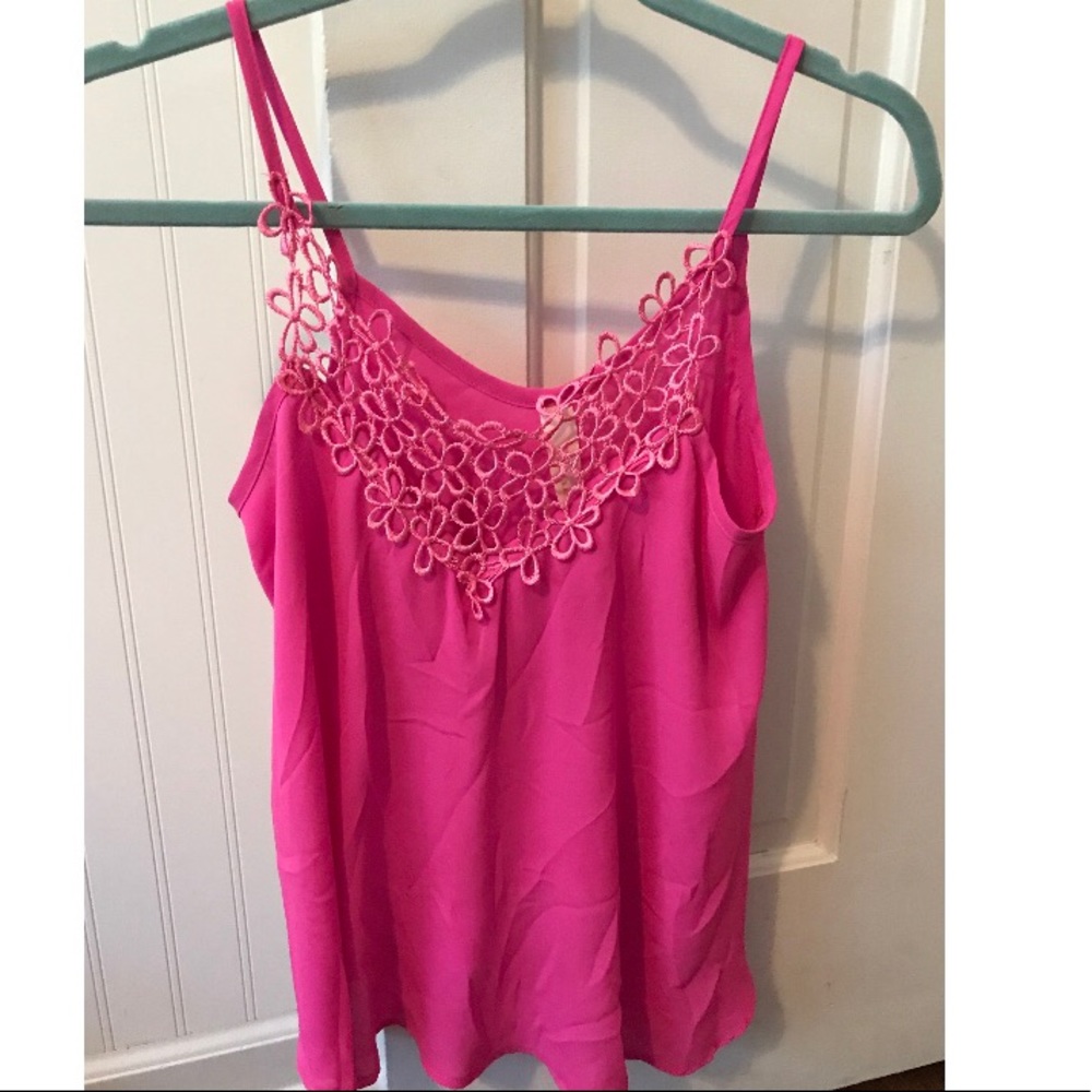 Pink tank top